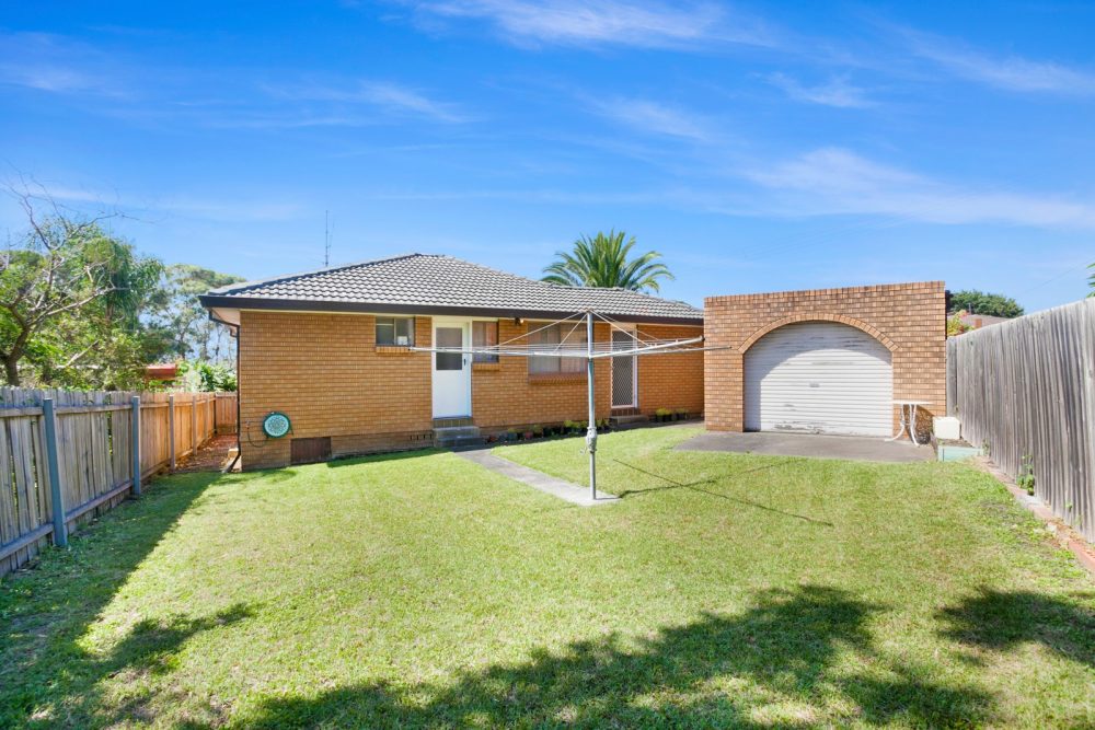 Magazine-14637_7 Gathercole Avenue Mount Warrigal_100_788