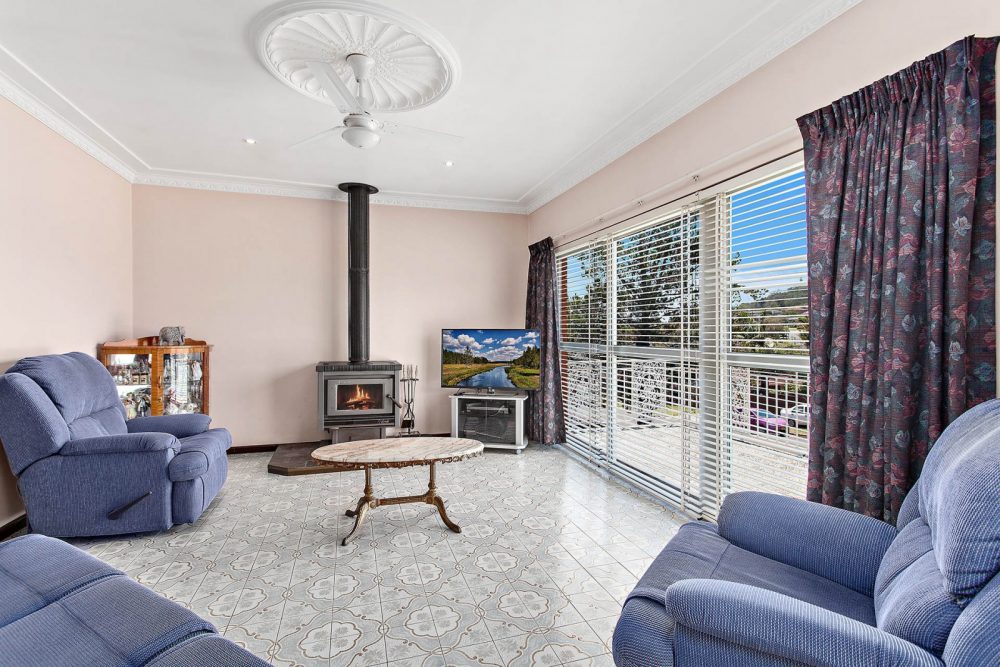 LowRes-14637_12 Cox Parade Mount Warrigal_102_164
