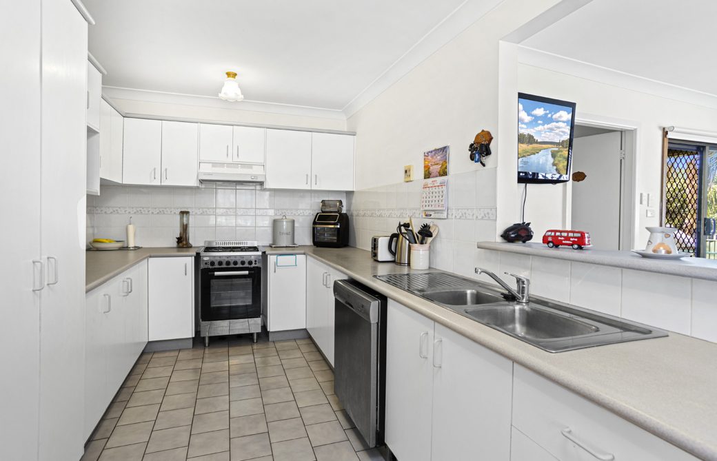 LowRes-14637_15 Robertson Street Shellharbour Village_100_211