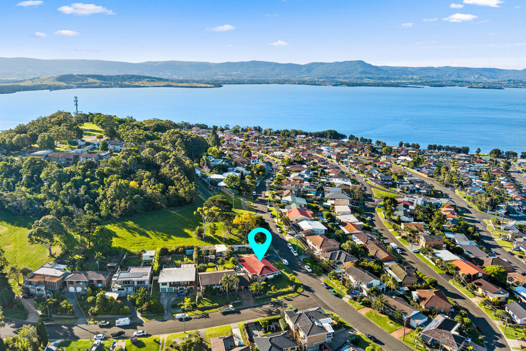 LowRes-14637_2 Matthews Drive Mount Warrigal_100_376