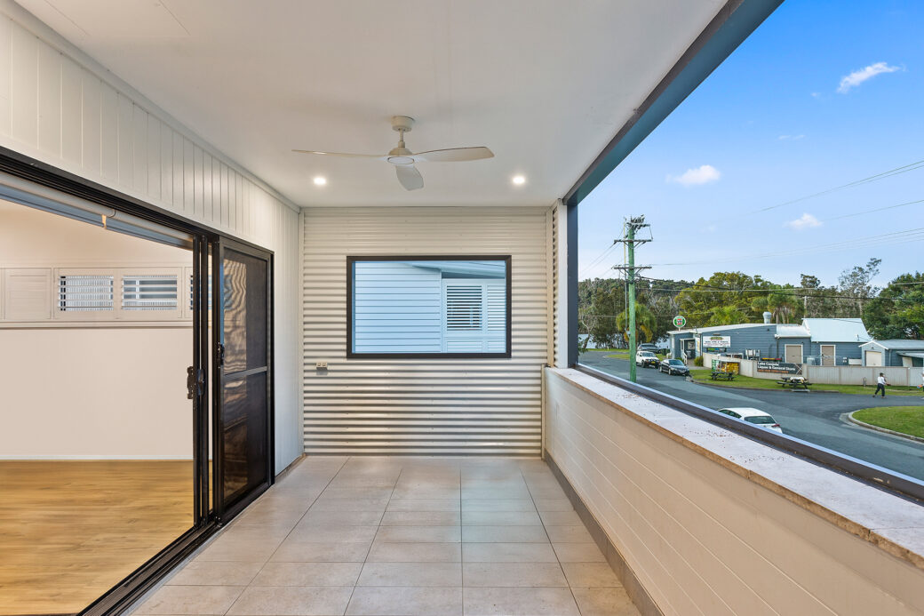 LowRes-14637_7 Milham Street Lake Conjola_100_038