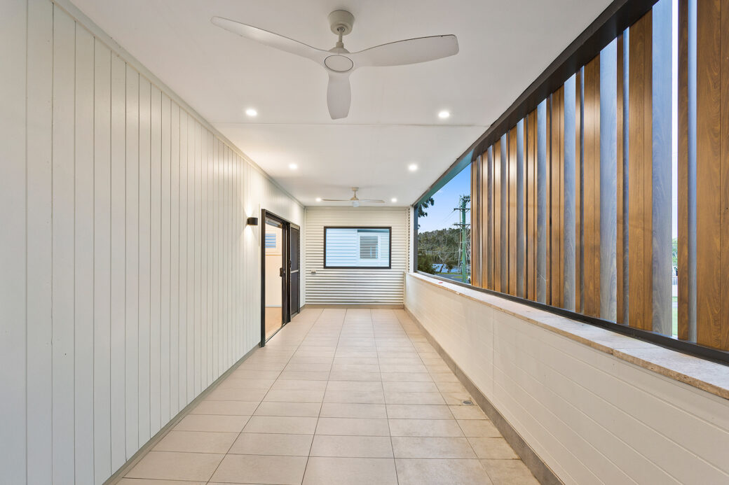 LowRes-14637_7 Milham Street Lake Conjola_100_045
