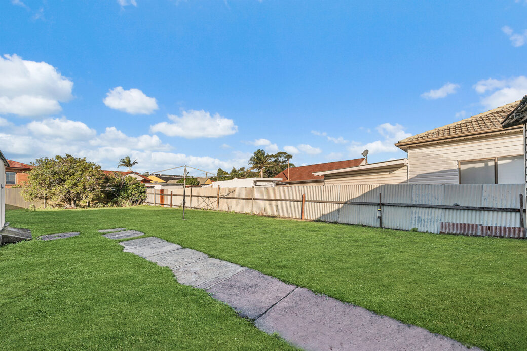 LowRes-14637_8 Bruce Road Warrawong_100_054
