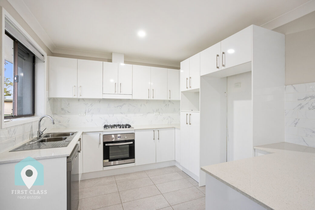 LowRes-14637_11 Stewart Place Barrack Heights_100_035