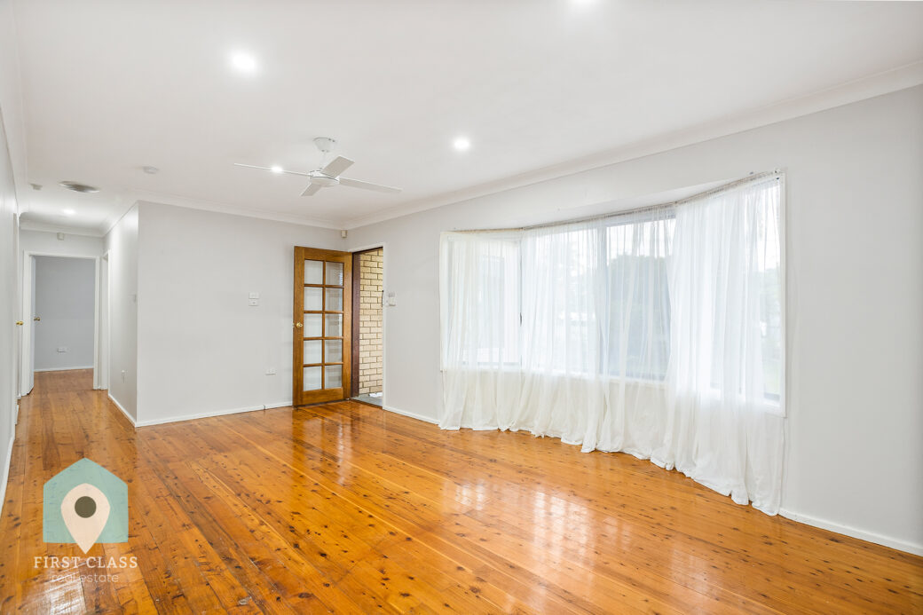 LowRes-14637_11 Stewart Place Barrack Heights_100_060
