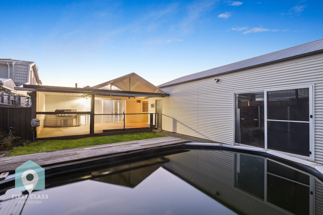 LowRes-14637_87 Ocean Street Windang_100_120
