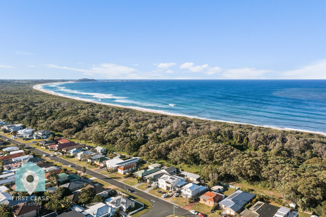 LowRes-14637_87 Ocean Street Windang_105_556