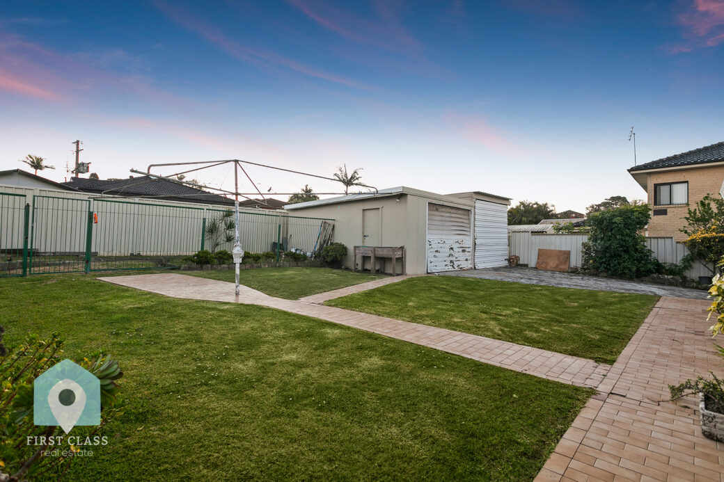 LowRes-14637_34 Captain Cook Drive Barrack Heights_103_045