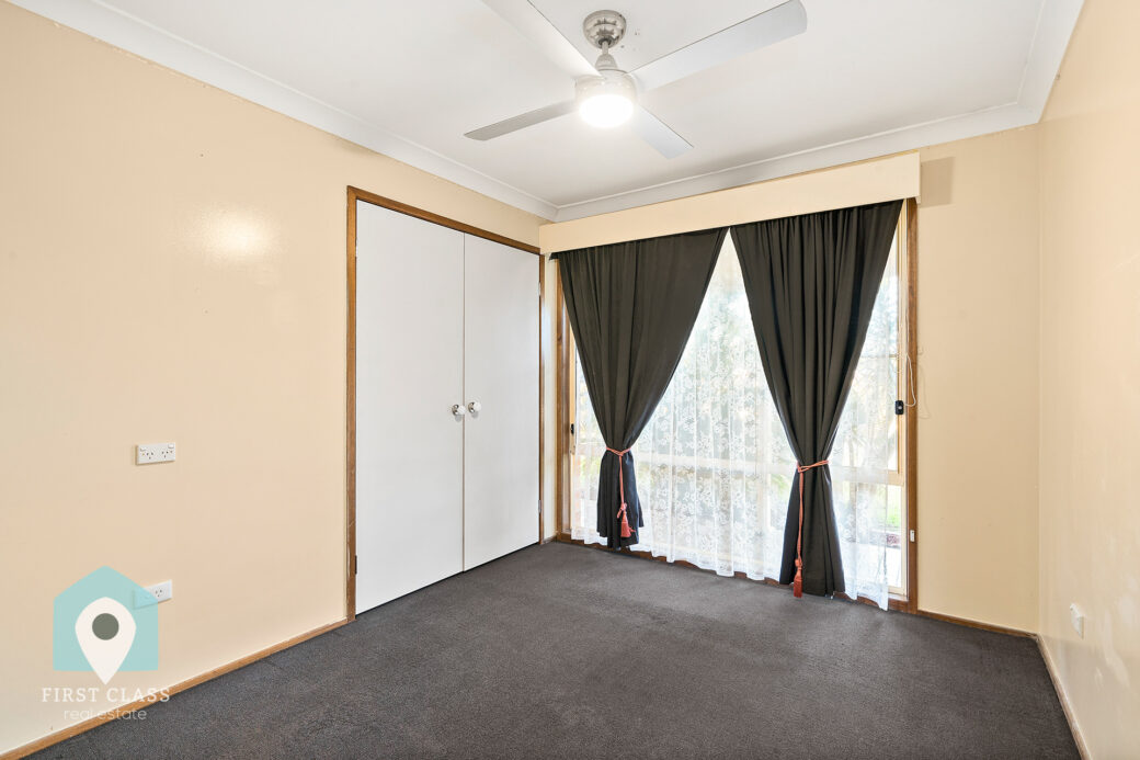 LowRes-14637_4 Mary Street Sussex Inlet_100_534