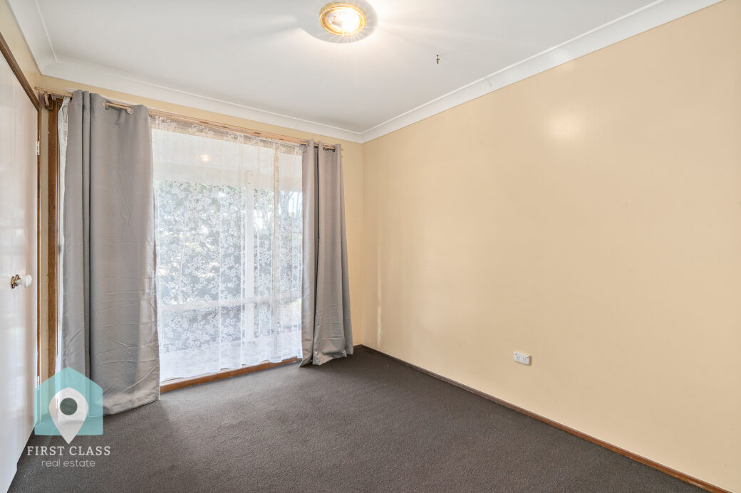 LowRes-14637_4 Mary Street Sussex Inlet_100_543