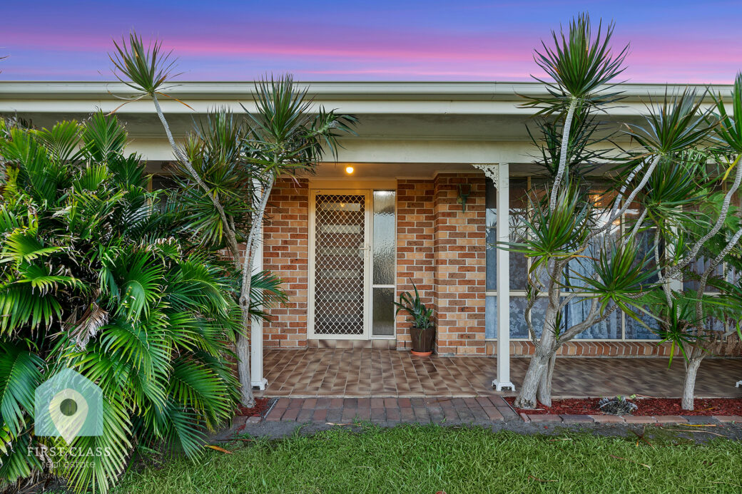 LowRes-14637_4 Mary Street Sussex Inlet_103_624