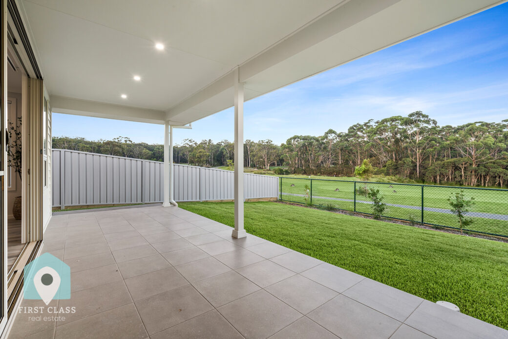 LowRes-14637_92 Birkdale Circuit Sussex Inlet_100_756