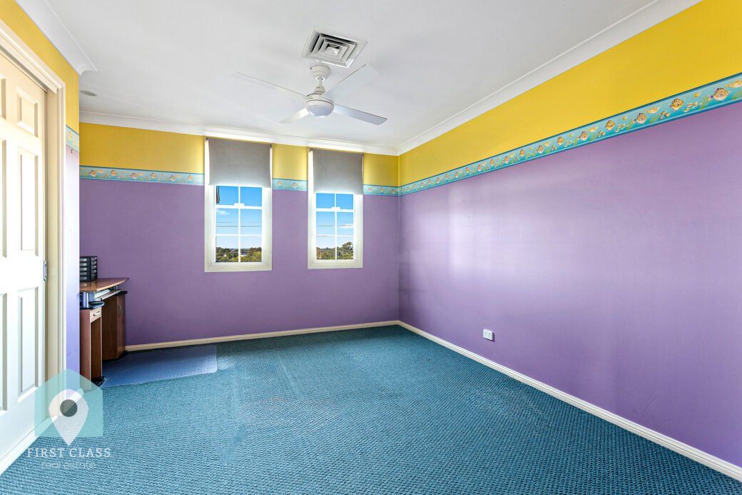 LowRes-14637_10 12 Mundoonen Crescent Horsley_100_012