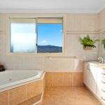 LowRes-14637_10 12 Mundoonen Crescent Horsley_100_031