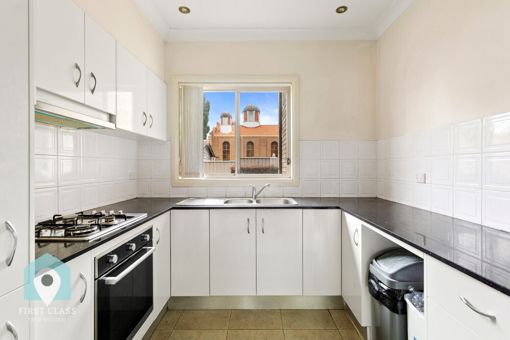 LowRes-14637_2 78 Kenny Street Wollongong_100_043